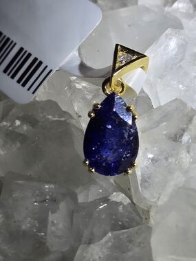 NWT Genuine Natural Blue Sapphire 18k Plated 925 Sterling Silver Pendant